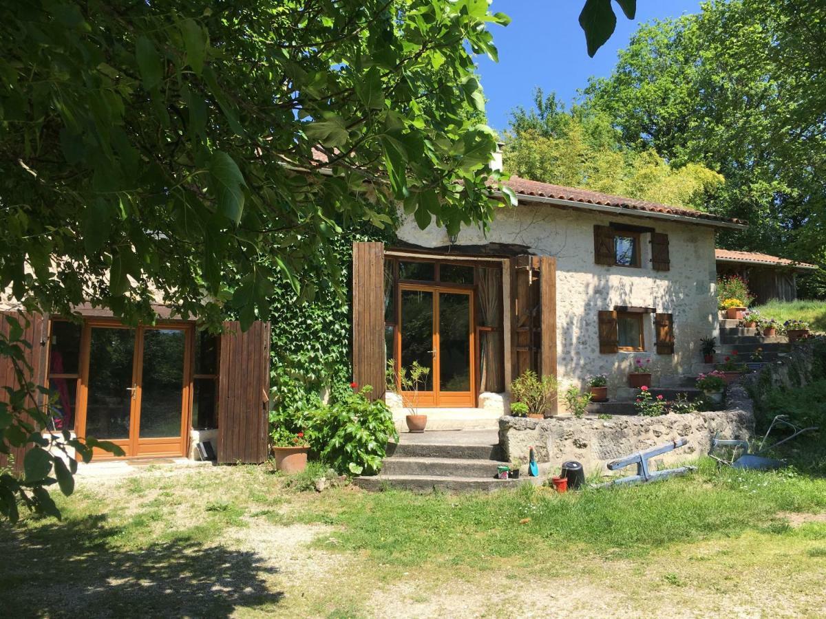 Katy'S Barn Vila Saint-Aulaye-Puymangou Exterior foto